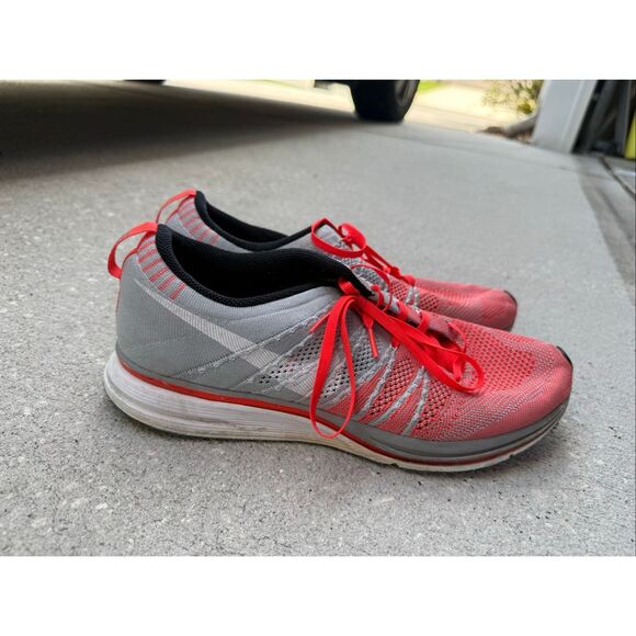 Nike Flyknit Trainer Running Shoes Gray Bright Crimson Mesh Athletic Size 11.5 main image 7
